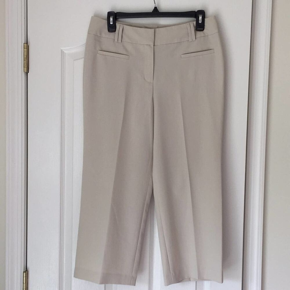 Larry Levine Stretch Tan Cropped Pants Size 8